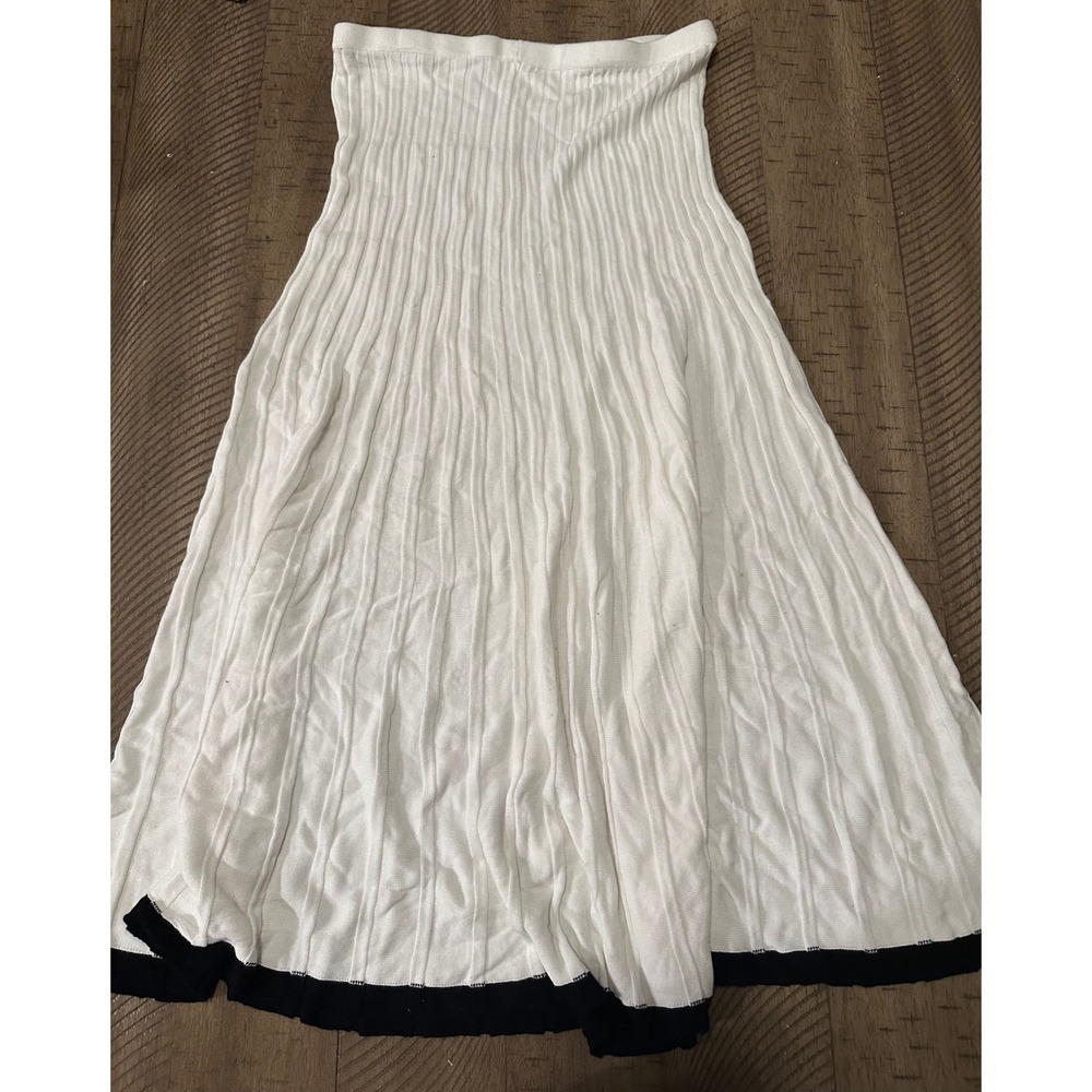 Preppy Ribbed Accordion Pleat Mini Skirt - White/Black - Size S‎